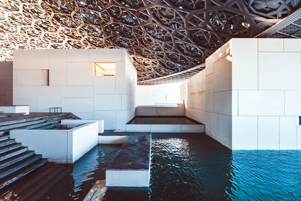 Attraction 2 in Abu Dhabi — GoAtlas