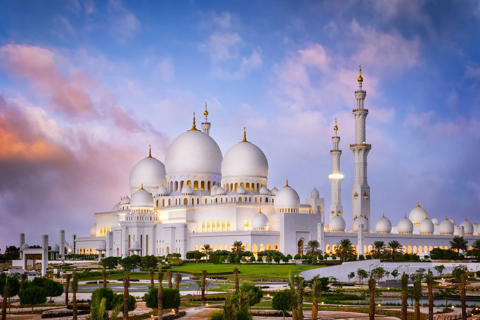 Photo 1 in Abu Dhabi — GoAtlas