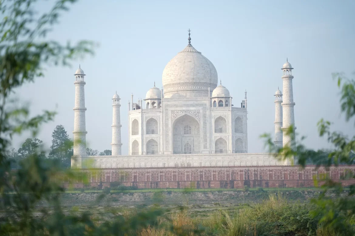 Gem 1 in Agra — GoAtlas