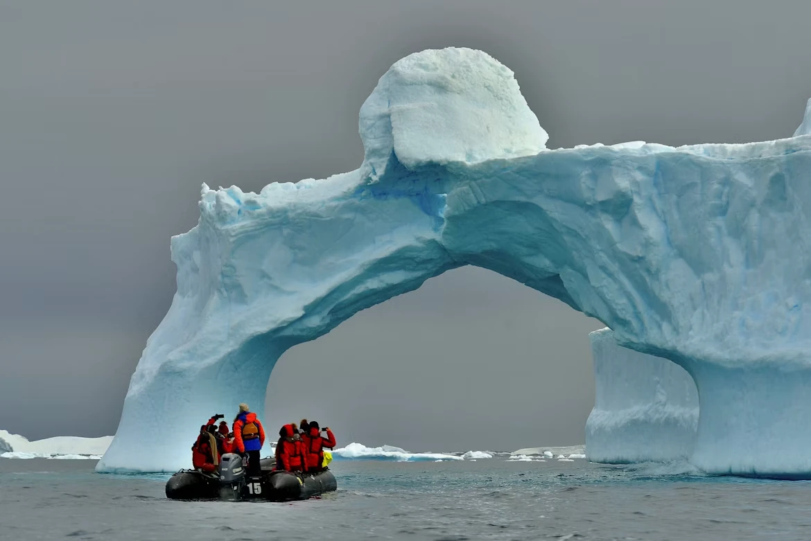 Antarctica — GoAtlas travel destination photo