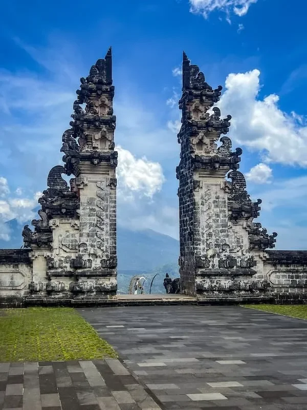 Split gate entrance of a Balinese temple