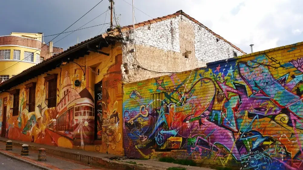 Photo 2 in Bogota — GoAtlas