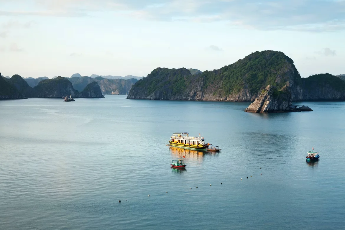 Gem 2 in Ha Long Bay — GoAtlas