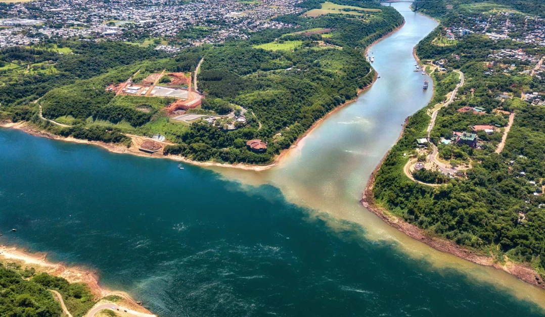 Gem 3 in Iguazu Falls — GoAtlas
