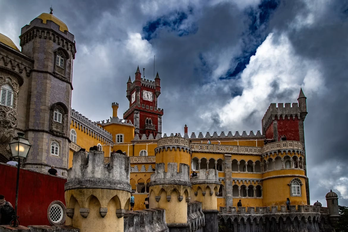 Photo 3 in Lisbon — GoAtlas