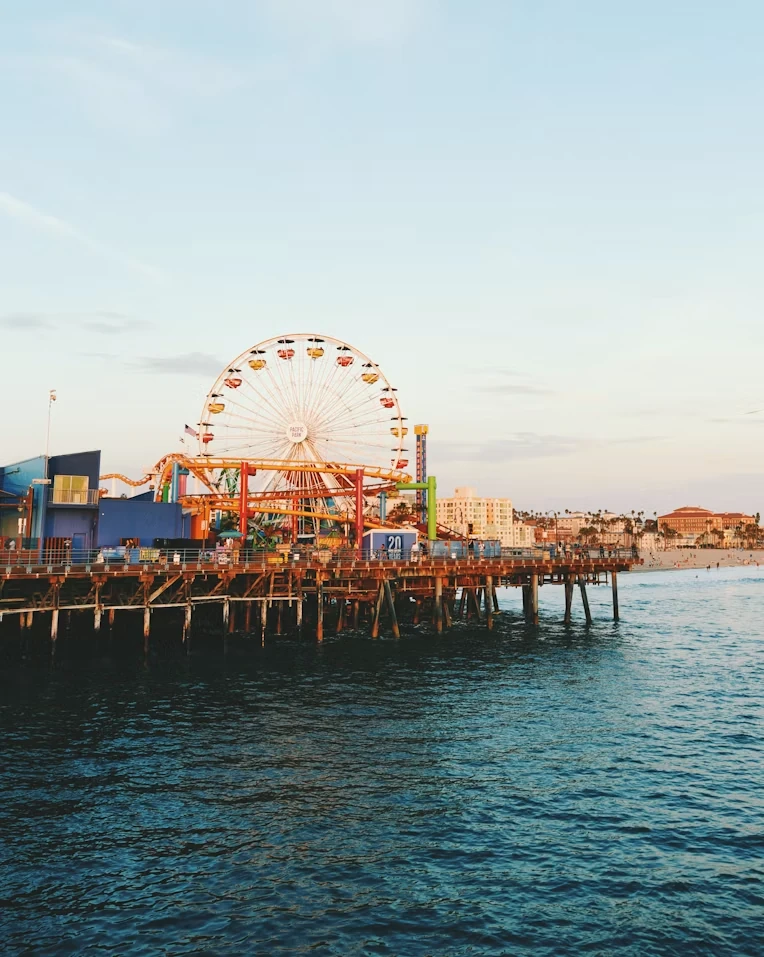 Photo 2 in Los Angeles — GoAtlas