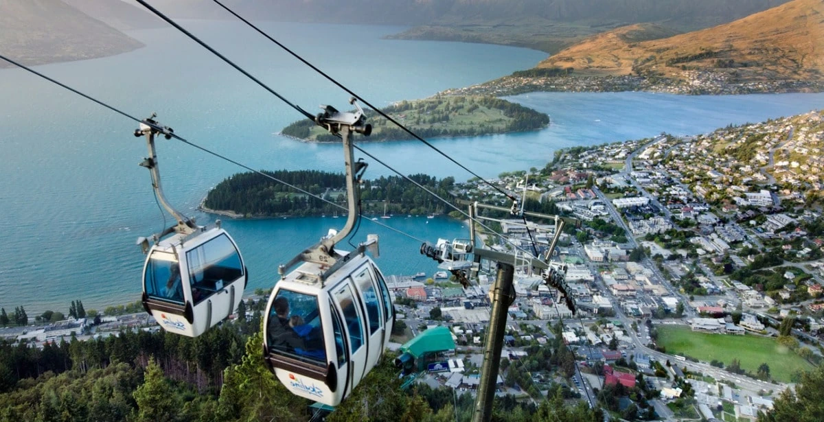 Photo 1 in Queenstown — GoAtlas