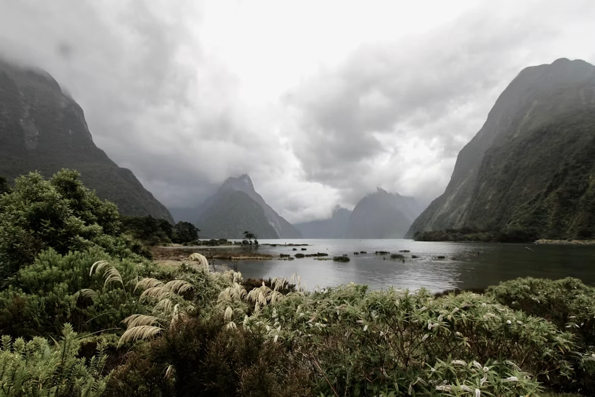 Photo 2 in Queenstown — GoAtlas