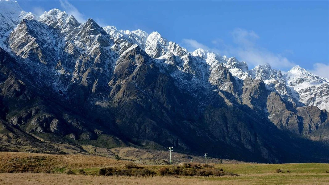 Photo 3 in Queenstown — GoAtlas
