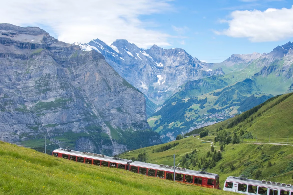 Attraction 1 in Swiss Alps — GoAtlas