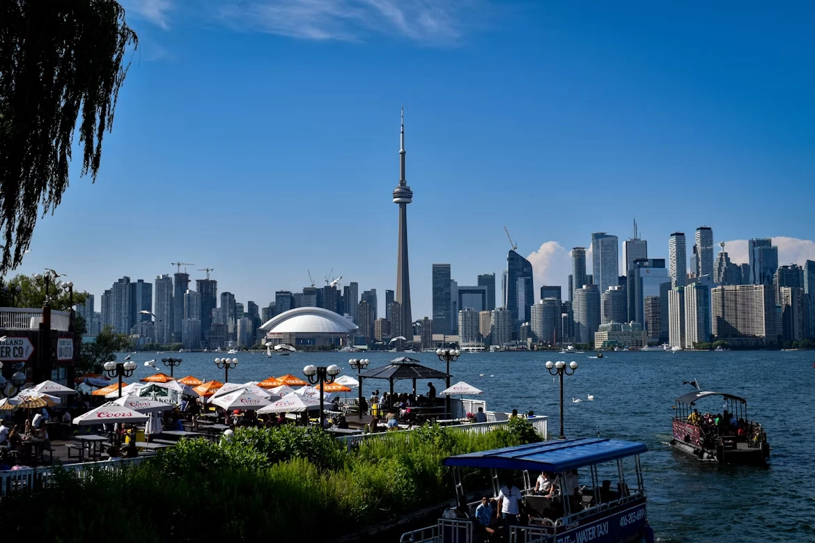 Attraction 2 in Toronto — GoAtlas