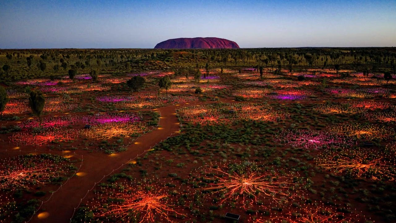 Gem 2 in Uluru — GoAtlas