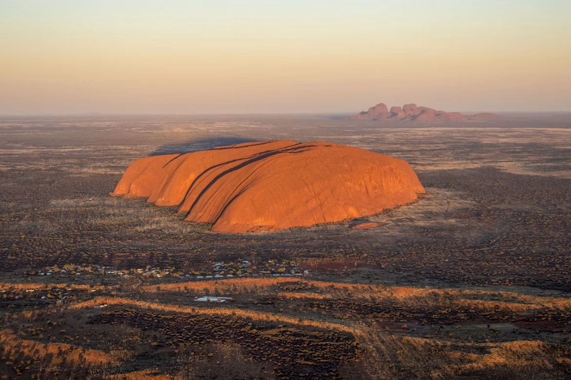 Photo 1 in Uluru — GoAtlas